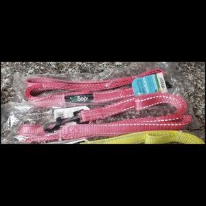 Neon Pink 5’ dog leash with reflective stitching